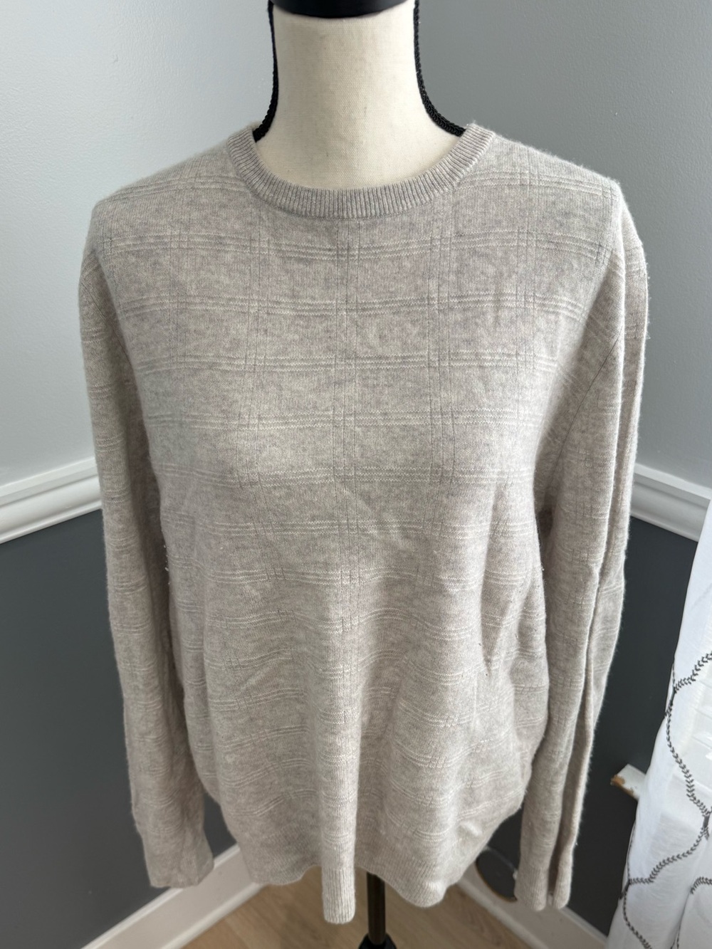 Christian Lacroix 100% 2-PLY CASHMERE Men’s Sweater Size Large